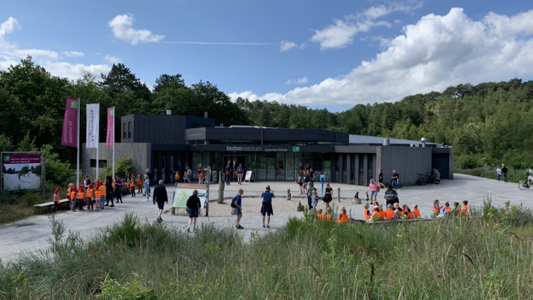 Poppenvoorstelling ‘Appels!’ met Zako in Buitencentrum Schoorlse Duinen 🗓