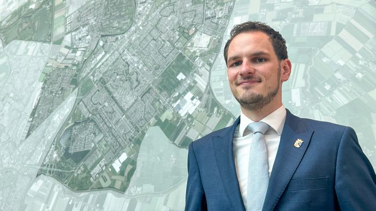 Wethouder John moet bezuinigen in Dijk en Waard: “De makkelijke keuzes zijn wel geweest”