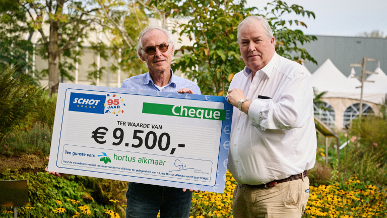 Jubilerende Hortus Alkmaar ontvangt grote donatie van Schot Groep