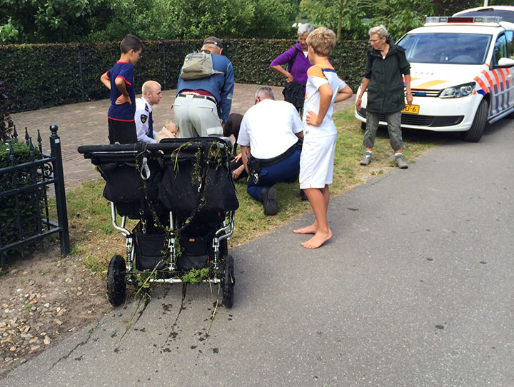 20140620 kinderwagen 002