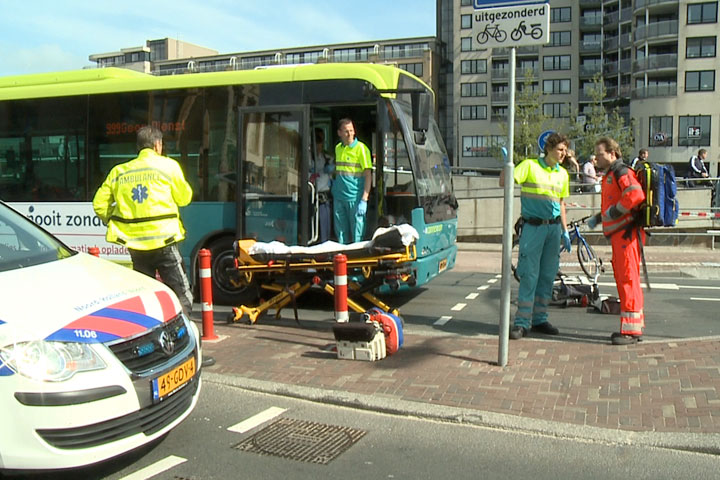 Kop-staart botsing op N242 veroorzaakt oponthoud voor staart ochtendspits (FOTO)