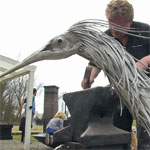 Boot loost illegaal olie: gracht vervuild (FOTO)