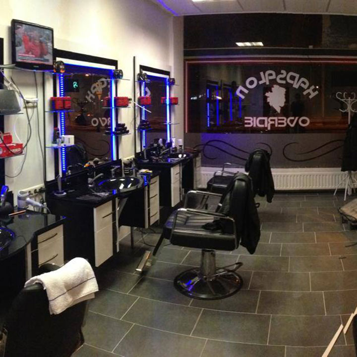 Complete metamorfose Kapsalon Overdie: ‘We wilden met onze tijd mee’ (FOTO)