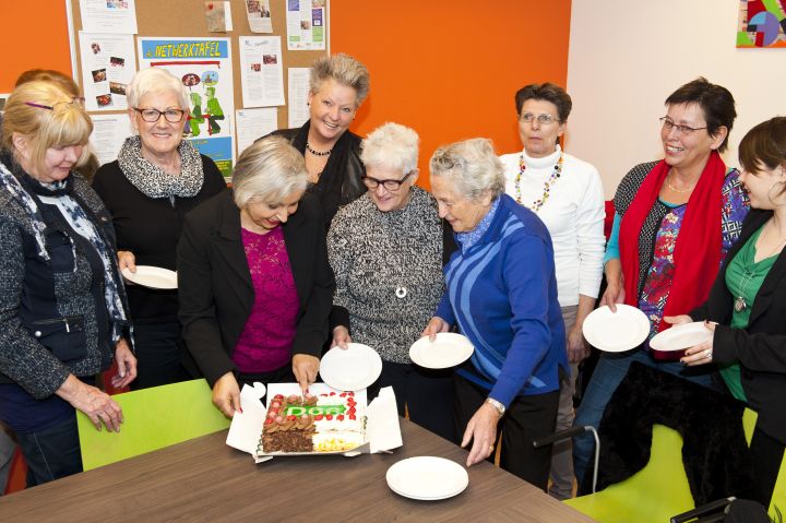 D66 Valentijnstaart voor vrijwilligers van Wonenplus Alkmaar (FOTO)