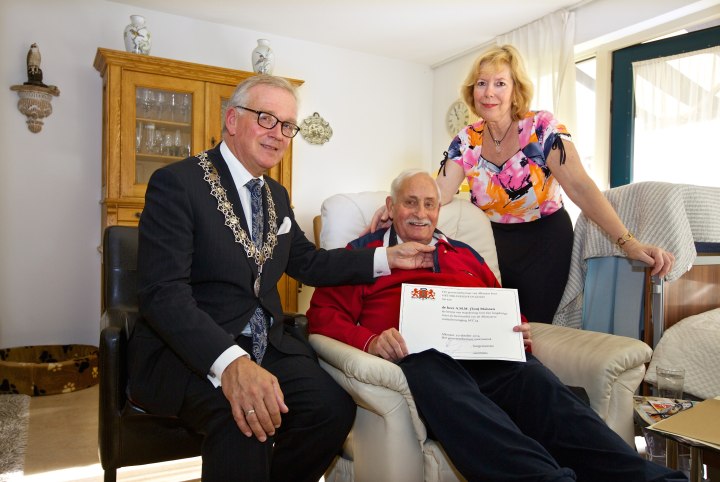 20141020 Ere insigne Maissan 720