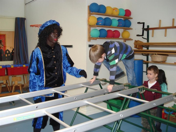 Beweegpieten weer actief op basisscholen in Alkmaar (FOTO)